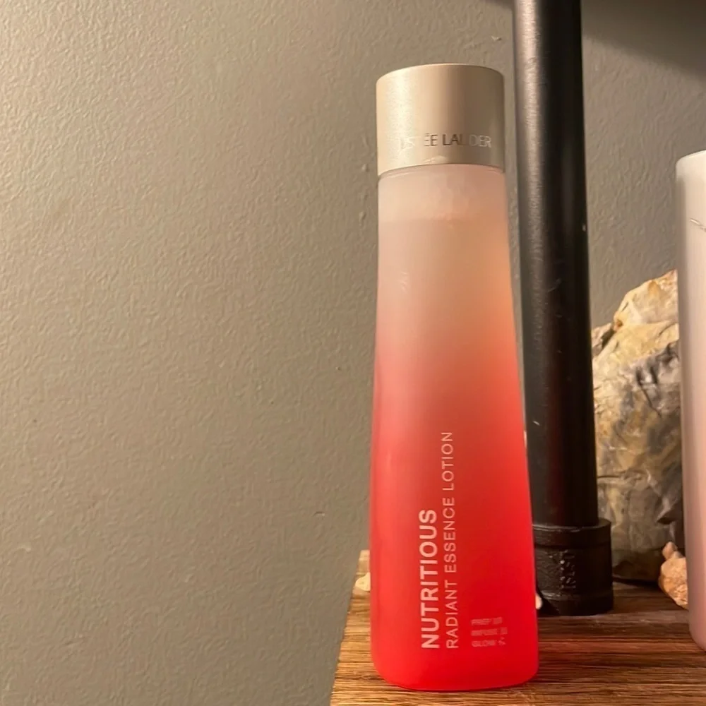 Nutritious Radiant Essence Treatment Lotion - Picture 1 of 1